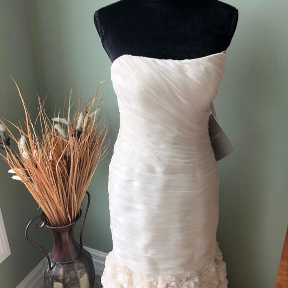 THEIA COUTURE 880699 IVORY MERMAID ROSETTE DRESS - Picture 6 of 8